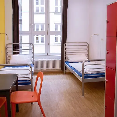 Citystay Mitte Хостел *